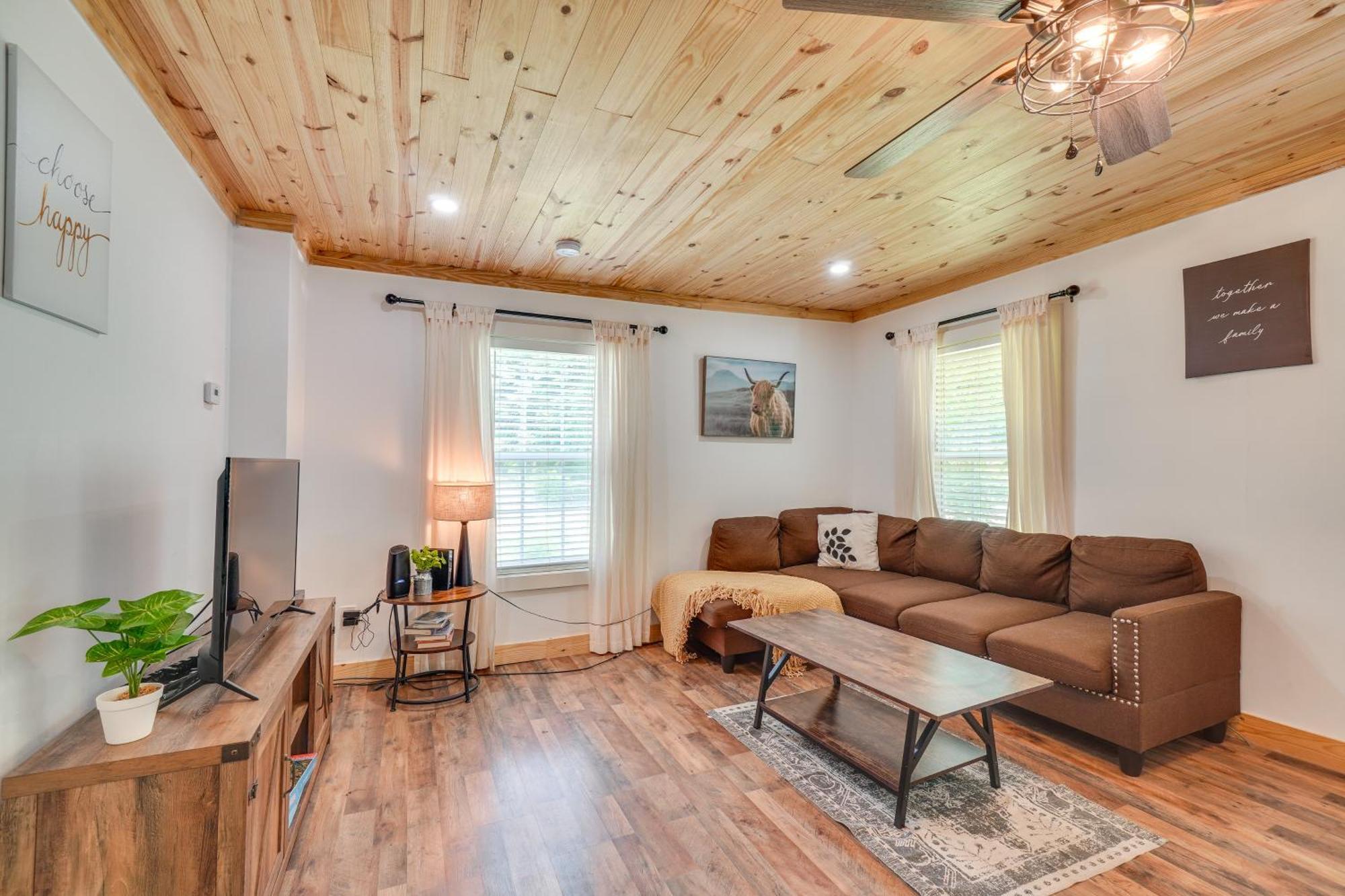 Creekside Ranch With Porch About 2 Mi To Pkwy Villa Pigeon Forge Buitenkant foto